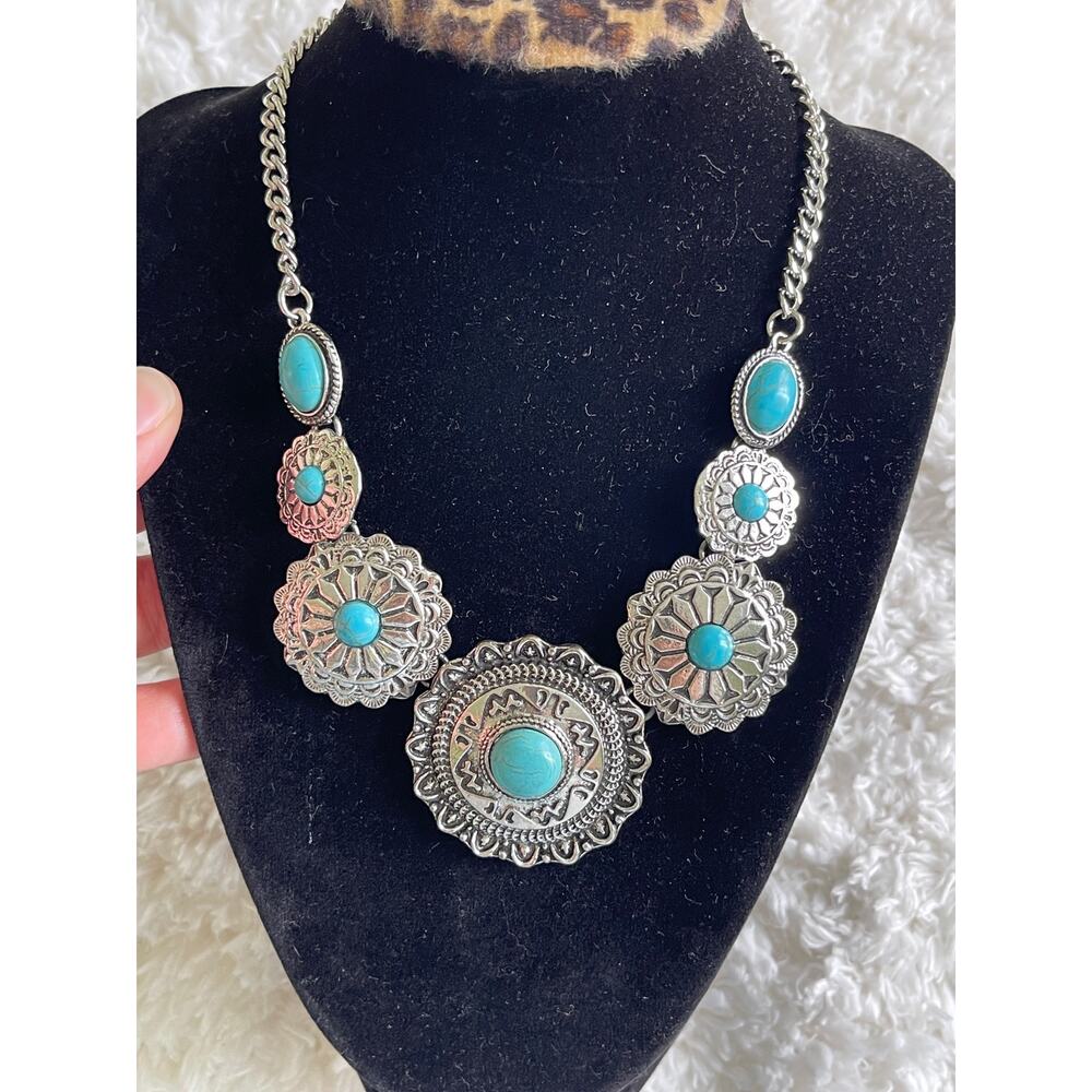 Pink Linen Womens Jewelry Reconstituted Turquoise Silver Western Necklace NEW